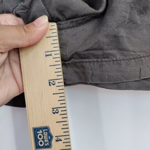 Free People High-Rise 2 Button Mini Shorts Size 6 Women Gray - Picture 4 of 10